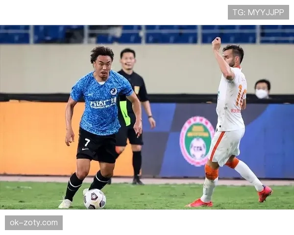 亚马尔为何能在强强对话中高效撕开防线？边路主导力远超同龄新秀的深层逻辑